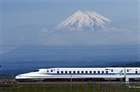 新潟発 新幹線で行く富士山登山ツアーなら！